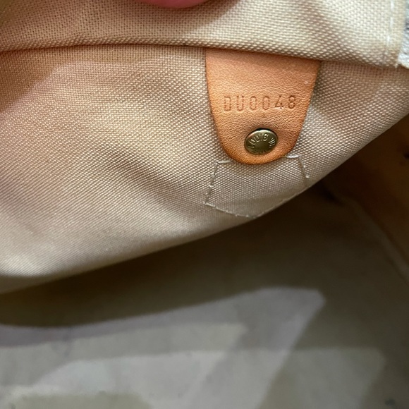 Authentic Louis Vuitton Speedy 30 Damier Azur - Picture 2 of 15